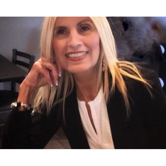 Meet your Posher, Ann - Picture 2 of 2